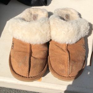 Ugg slides